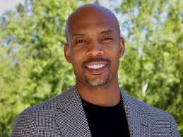 Corey Armstead's Instagram, Twitter & Facebook