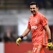 Gianluigi gigi buffon ufficiale omri (italian pronunciation: Report Juve Gianluigi Buffon To Talk Contract Extension Next Month Black White Read All Over