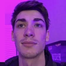 Bruce Antonio's Instagram, Twitter & Facebook