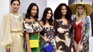 Il consolato generale a milano è una delle 357 rappresentanze diplomatiche e consolari all'estero. Milano Moda Donna La Moda Che Viene Dal Brasile Protagonista Al White E In Showroom
