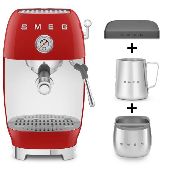 Smeg ECF03RDEU espressomachine rood - Smeg store Amsterdam
