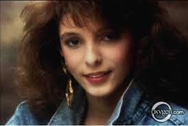 Renee Poole's Instagram, Twitter & Facebook