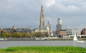 Frituur skyline is het oudste frituur uit de buurt. File Olv Toren En Boerentoren Antwerpen Vanaf Linkeroever Jpg Wikimedia Commons