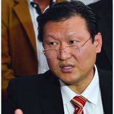 Chi espera que juicio contra Tuto no sea un cálculo político para bajar su  candidatura El candidato a la presidencia Chi Hyun Chung, espera que el  juicio que se reactivo contra Jorge