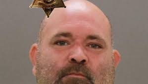 West Sparta sex offender charged with felony