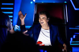 'the voice van vlaanderen' is een talentenjacht die uitgezonden wordt op vtm. Niels Debuteert Als Coach In The Voice Kandidaten Kruipen Echt In Je Hart Kw Be