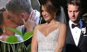 It was a damn fairytale, that wedding. Justin Hartley Marries Chrishell Stause In Malibu Wedding Daily Mail Online