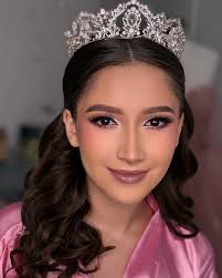 Geraldine Peña @geraldinepege en sesión de fotos para el casting de MXU  Sonora @mxu.sonora ✨ Maquillaje y peinado @dago_guevara Fotografía  @joseclaudiog @claudioliogon.fotografia @ddlcmx @clubmxoficial