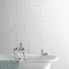 Carrelage metro vert turquoise home salles de bain. Faience Mur Blanc Basic Briquette L 10 X L 30 Cm Carrelage Mural Blanc Leroymerlin Salle De Bain Briquette De Parement