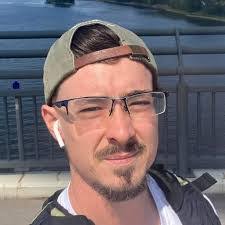 Brad Jamison's Instagram, Twitter & Facebook