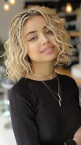 Adrienne Pullen's Instagram, Twitter & Facebook