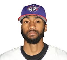 Alexander Quinton's Instagram, Twitter & Facebook