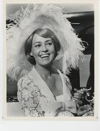 A mobster's girlfriend has an affair in italy. The Yellow Rolls Royce 1964 Imdb