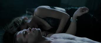 Nude video celebs » Angelina Jolie sexy - Mr. and Mrs. Smith (2005)