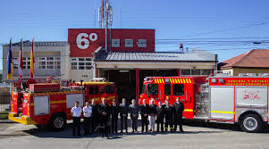 Cuenta oficial de bomberos de chile. Bomberos De La 6Âª Compania Recibieron Al Embajador De Espana En Chile El Magallanico