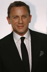 Daniel Craig to do Sexy Bedroom Scene in "Skyfall"