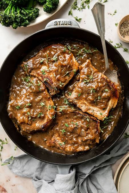 Smothered Pork Chops Recipe