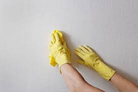 İs, dumanın değdiği ve bulaştığı yerde bıraktığı siyah renkli lekenin adıdır. Duvardaki Lekeler Nasil Cikar Ve Hangi Malzemeler Kullanilmalidir