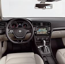 The volkswagen golf (listen ) is a compact car produced by the german automotive manufacturer volkswagen since 1974, marketed worldwide across eight generations. Volkswagen Der Neue Golf Vii Zum Ersten Mal Gefahren Welt