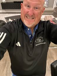 Good friend and supporter of the program 🖤💛....Steve Hasty sporting his  new Braves Bowling Adidas pullover! Looks good Steve! 🎳 Go Braves!!!
