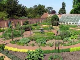 Knebworth House Garden Home And Garden Garden Wall English Country House