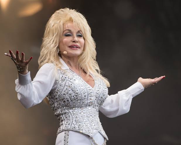 Dolly Parton estate in feud with nephew over alleged 'warfare' threats | Dolly  Parton | The Guardian