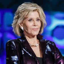 The grace and frankie star knows a. Jane Fonda Gets Candid About Cancer Battles In British Vogue Cover