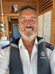 Aurai has come to grief at Abingdon weirs !