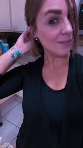 Ariel Deleon's Instagram, Twitter & Facebook