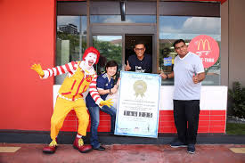 A new branch at bandar puteri located near columbia asia hospital.still preserve the taste, it just a matter of time when they start reduce the ingredients quantity,super peak on weekend for bfast. My Mom S Best Mcdonald S Malaysia Drive Thru On The Go Lifestyles