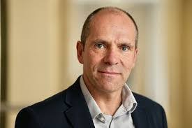 Christopher Linnell's Instagram, Twitter & Facebook