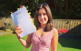 Dr Ella Wakefield (@EllaWakefield_)