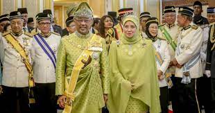 Lawrence gray goes to the. Raja Permaisuri Agong Opens Up On Being Queen Her Courtship With Sultan Abdullah And Johor Pahang S Royal Ties Malaysia Malay Mail