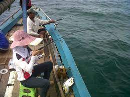 Namun dengan racikan yang tepat, maka umpan yang akan kelomang. Cara Mancing Di Laut Dalam Rajaumpan Com 2021