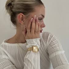 Sabrina Ring: Timeless Celestial Sparkle