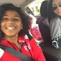 Annie Escobar (annieescobar45)