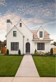 To make matters worse, there is creamy yellow siding on three sides that look crisp with the white trim. White Painted Brick Exteriors Alternatives Life On Virginia Street