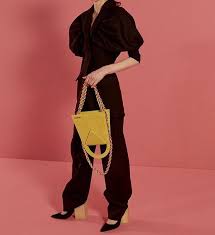 L Amour D Un Gitan Jacquemus L Hiver 2017 Jacquemus Fearless Fashion Fashion