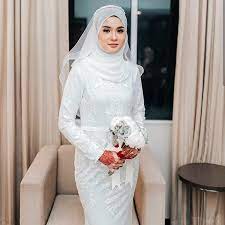 Baju pengantin muslim modern terbaru dengan jilbab atau tudung. 9 Kesilapan Memilih Baju Pengantin Yang Tidak Boleh Dilupakan