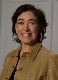 She is an actress, known for дива (2009), páginas da vida (2006) and império (2014). Em Imperio Lilia Cabral Foca Nos Dilemas Internos Da Vila Maria Marta 09 08 14 Mais Tv Jornal Cruzeiro Do Sul