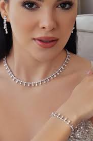 Buy Bridal Jewelry Sets at Best Price in Kuwait