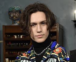 Who Is Chase Hudson Age Tiktok Username And Instagram Tiktok S Hype House Who Popbuzz