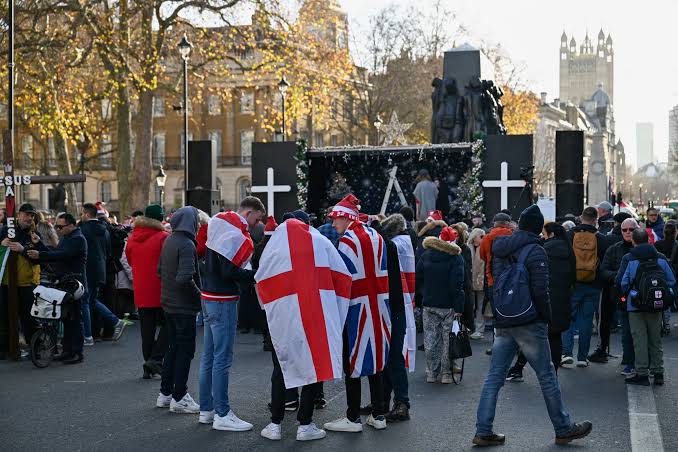 Tommy Robinson rally marks test of faith in Whitehall