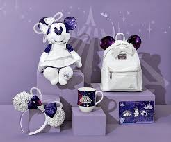 Minnie Mouse The Main Attraction Disney Collectible Series January 2020 Spoilers Hello Subscription Disney Collectables Disney Mouse Ears Disney Elephant
