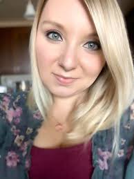 Evening glow or warm peach-pink color?