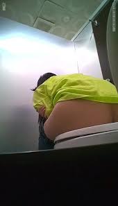Toilet Time: korean toilet voyeur - video 14 - ThisVid.com
