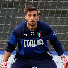 Playing alongside gianluigi donnarumma is similar to playing with gianluigi buffon, according to leonardo bonucci, one of italy's euro 2020 heroes. Against Idol Buffon Juventus Milan S Donnarumma Will Face Toughest Test Yet The Ac Milan Offside