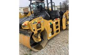 Caterpillar CB10 Smooth Drum Roller