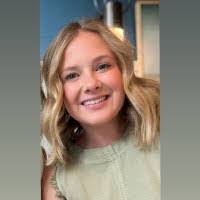 Christine Leedy's Instagram, Twitter & Facebook