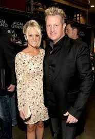 So hunting and fishing and just being outdoors was a big part of who i was. Pictures Photos Of Gary Levox Country Girl Problems Lady Antebellum Country Bands